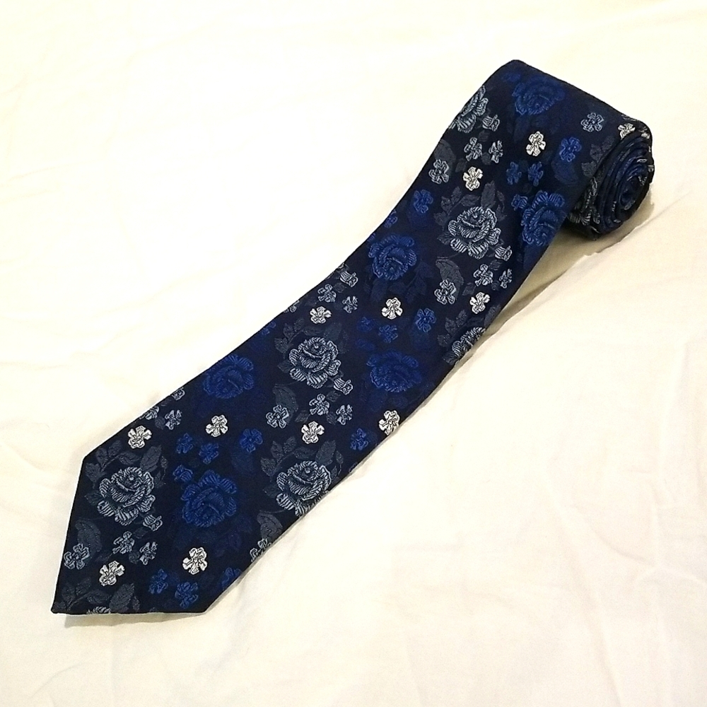 Vintage Carriage Club tie